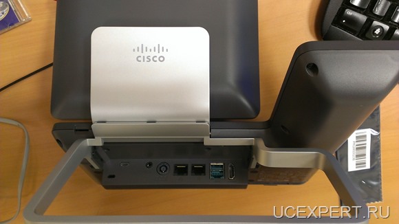 Cisco DX650. Упаковка и комплектация.