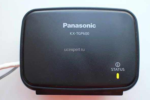 Рис. Фронтальный вид базового блока Panasonic KX-TGP600