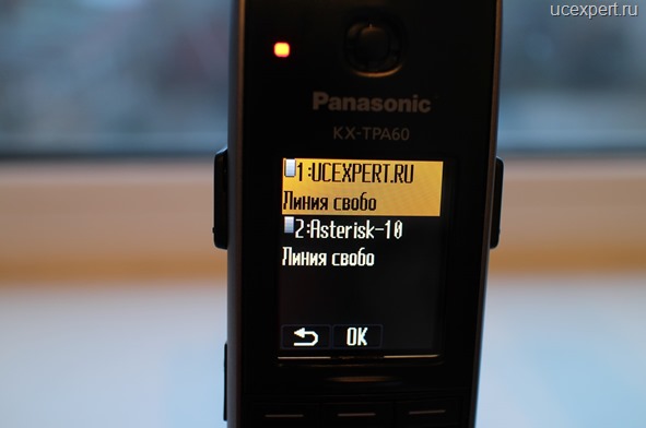 Рис. Отображение и выбор доступных для трубки Panasonic KX-TPA60 SIP-линий.